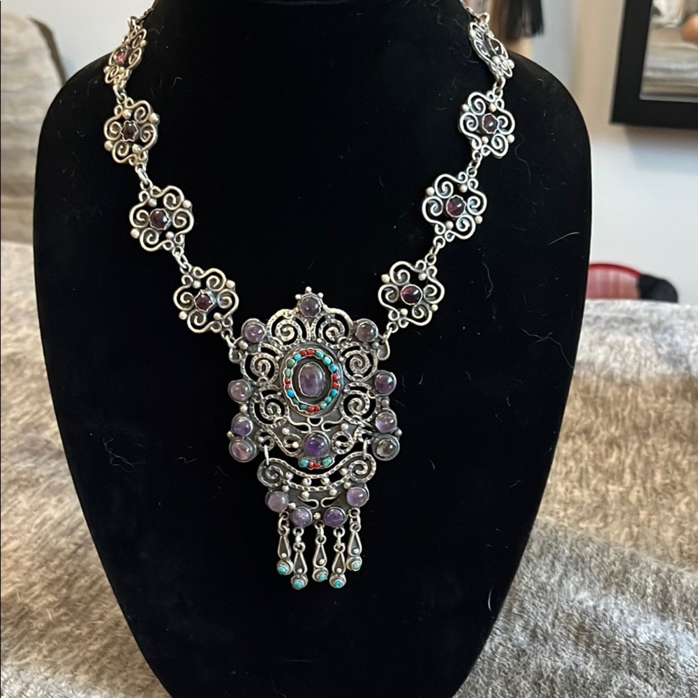 Authentic Taxco Mexican sterling silver 925 statement Necklace. Amethyst Coral
